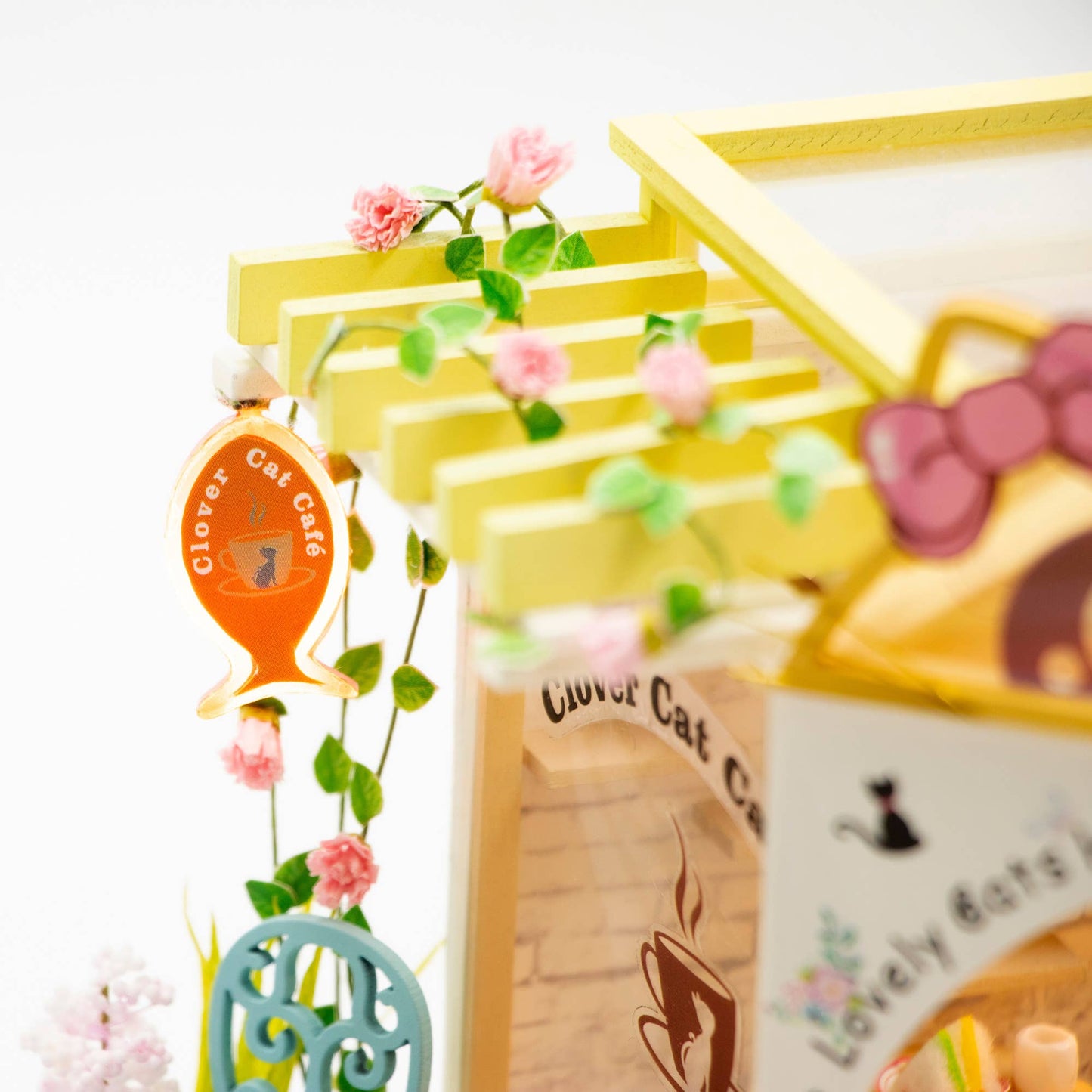 Hands Craft DIY Miniature House Kit: Clover Cat Café
