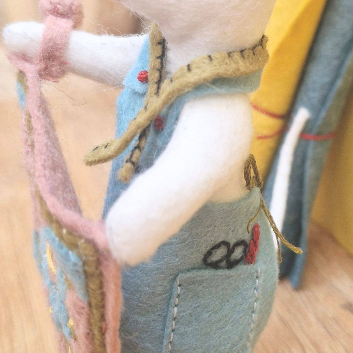 Corinne Lapierre Little Mouse Makes a Quilt Felt Craft Mini Kit