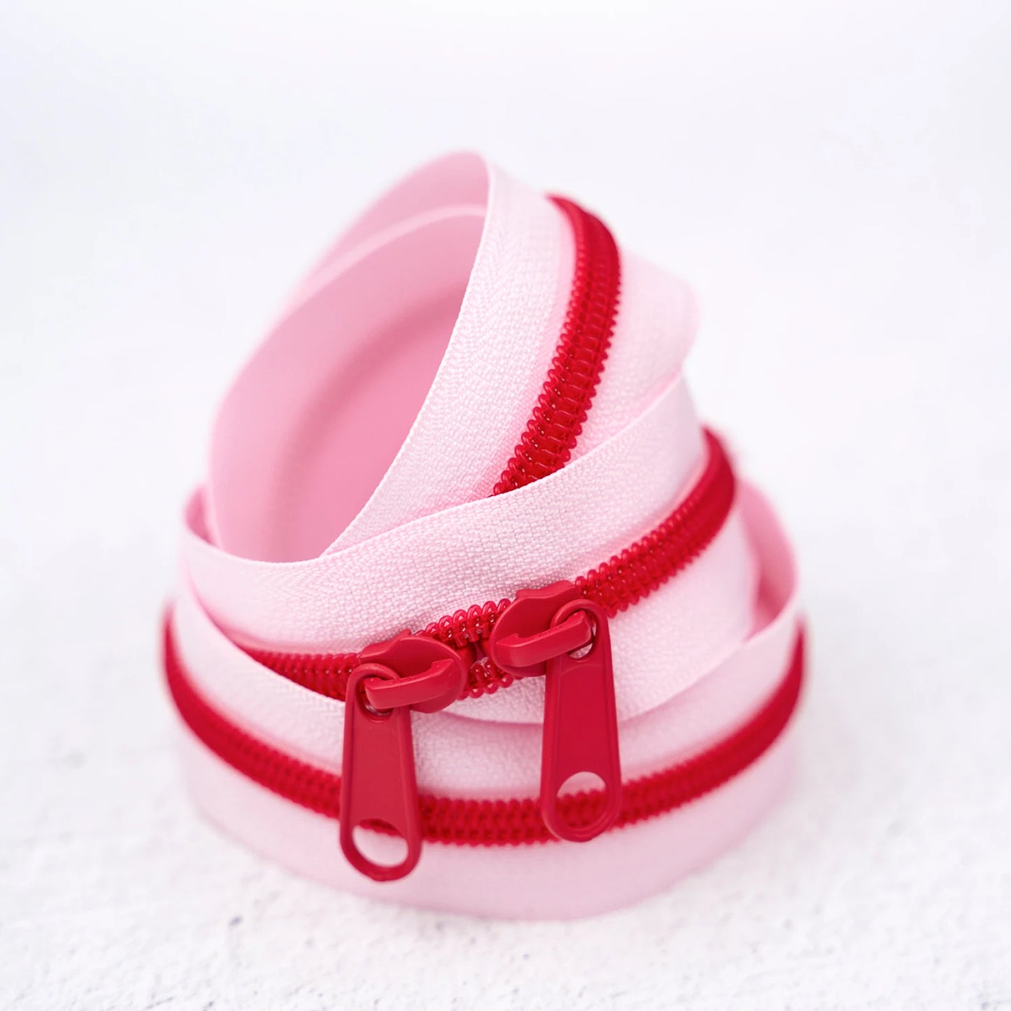Renaissance Ribbons - 4 Yard Handbag Zipper - Coral Bloom