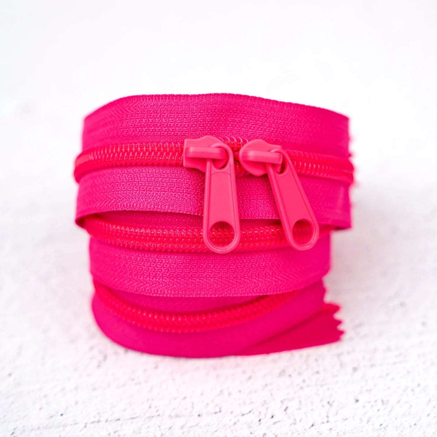 Renaissance Ribbons - 4 Yard Handbag Zipper - Sugar Rush