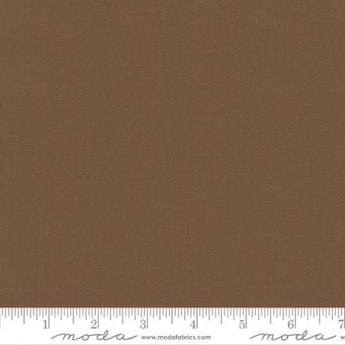 Moda - Bella Solids 2025 - Fawn - 9900 477