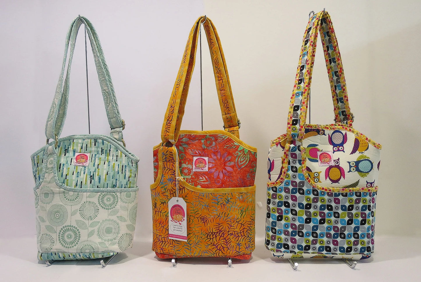Ellipse Bag Pattern By Among Brenda's Quilts and Bags