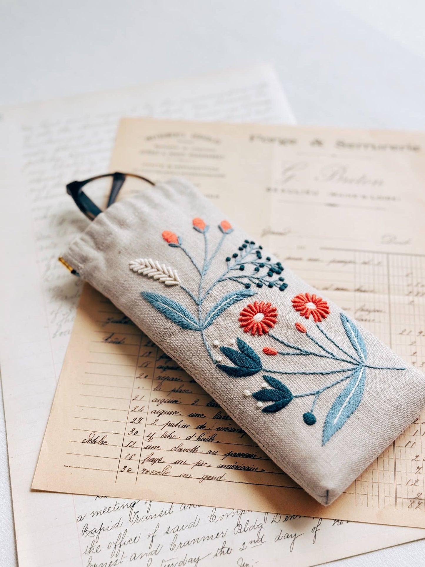 Wildflower Eyeglass Case Kit and Pattern By Zakka Workshop