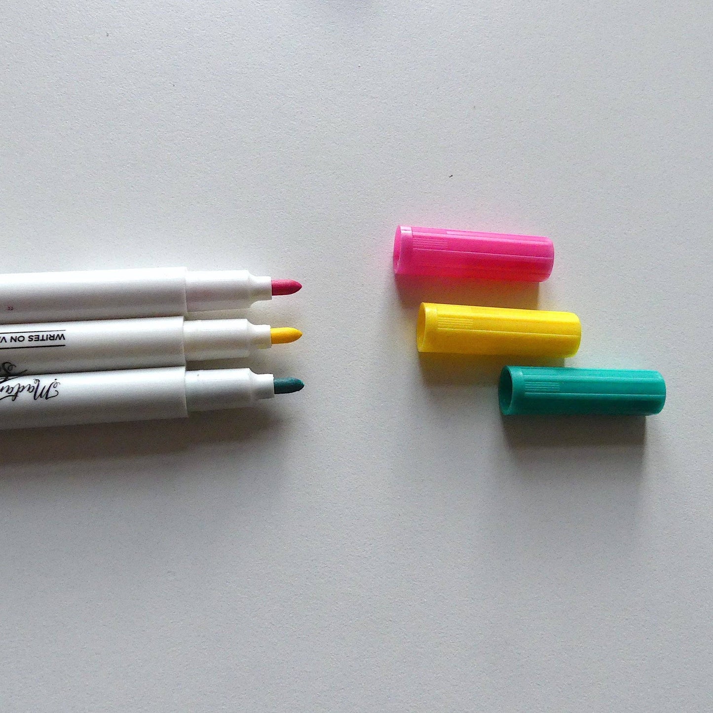 Madam Sew - Permanent Fabric Markers - 12 Colors In 1 Set