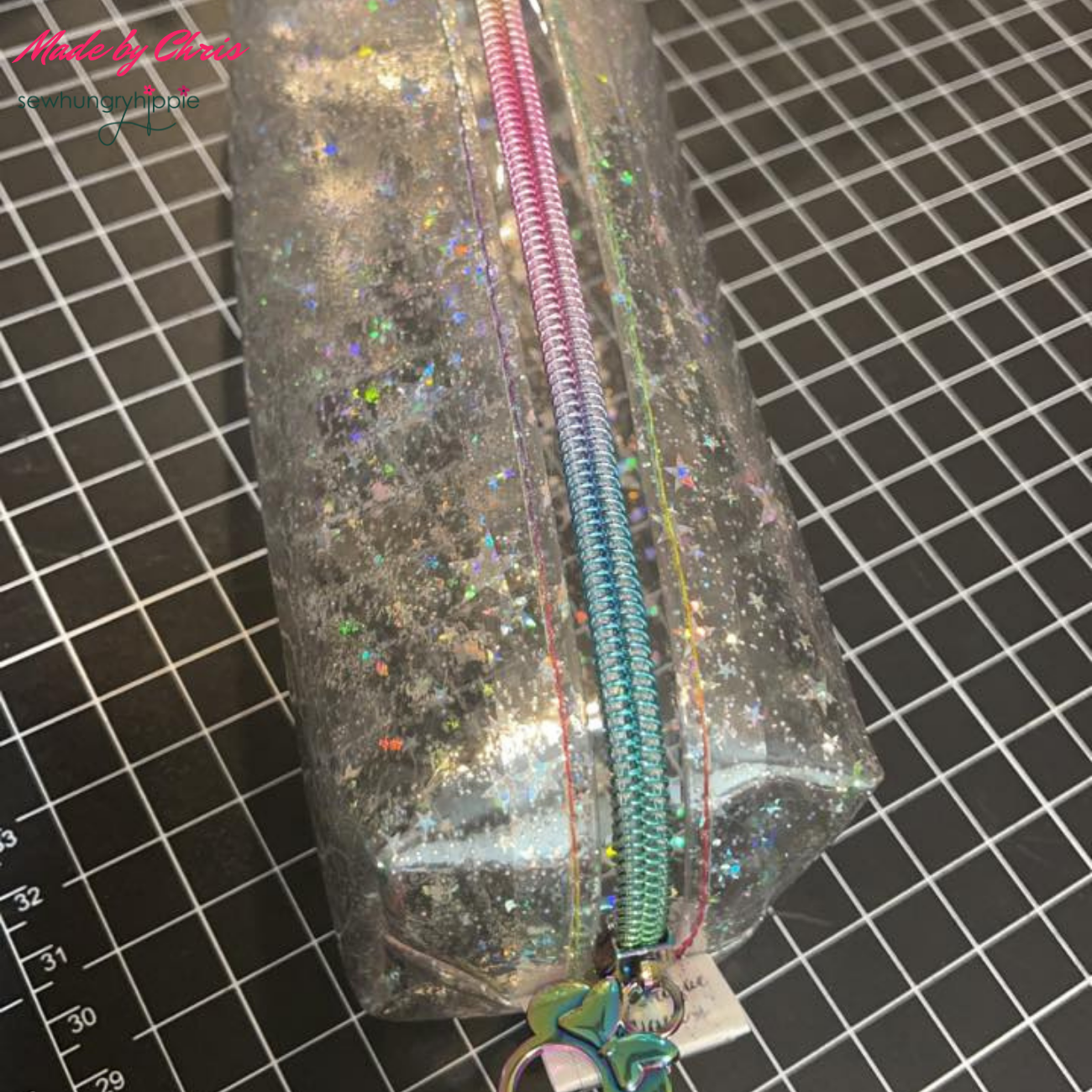 Sew Hungry Hippie - Clear Glitter Stars Vinyl - 18" x 56"