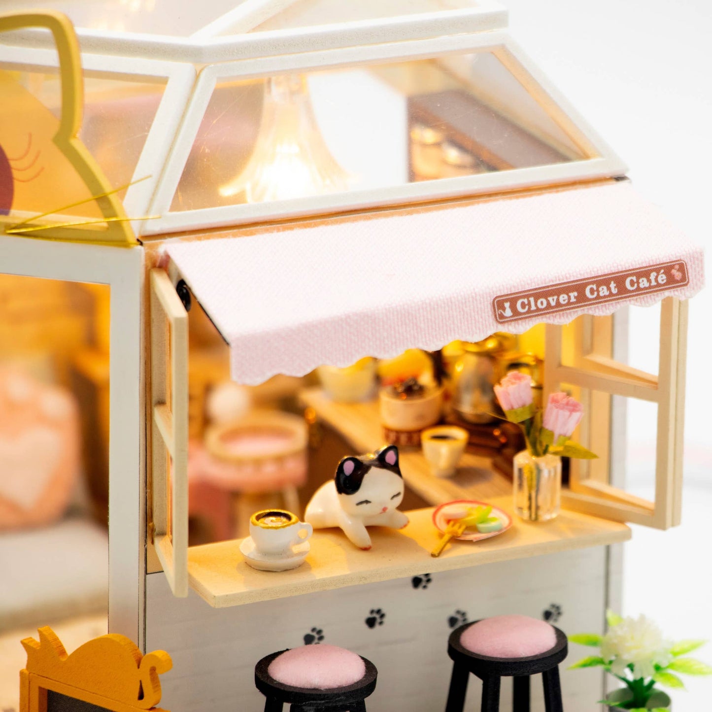 Hands Craft DIY Miniature House Kit: Clover Cat Café