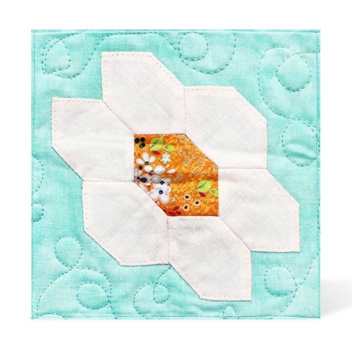 Accuquilt Go! GO! English Paper Piecing Honeycomb-1" Finished Sides Die - 55960
