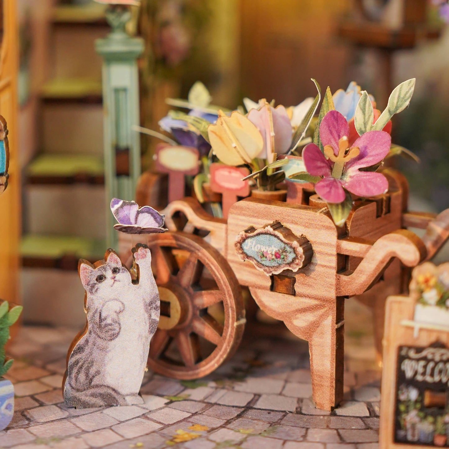 Hands Craft DIY Book Nook Kit: Flower Shop
