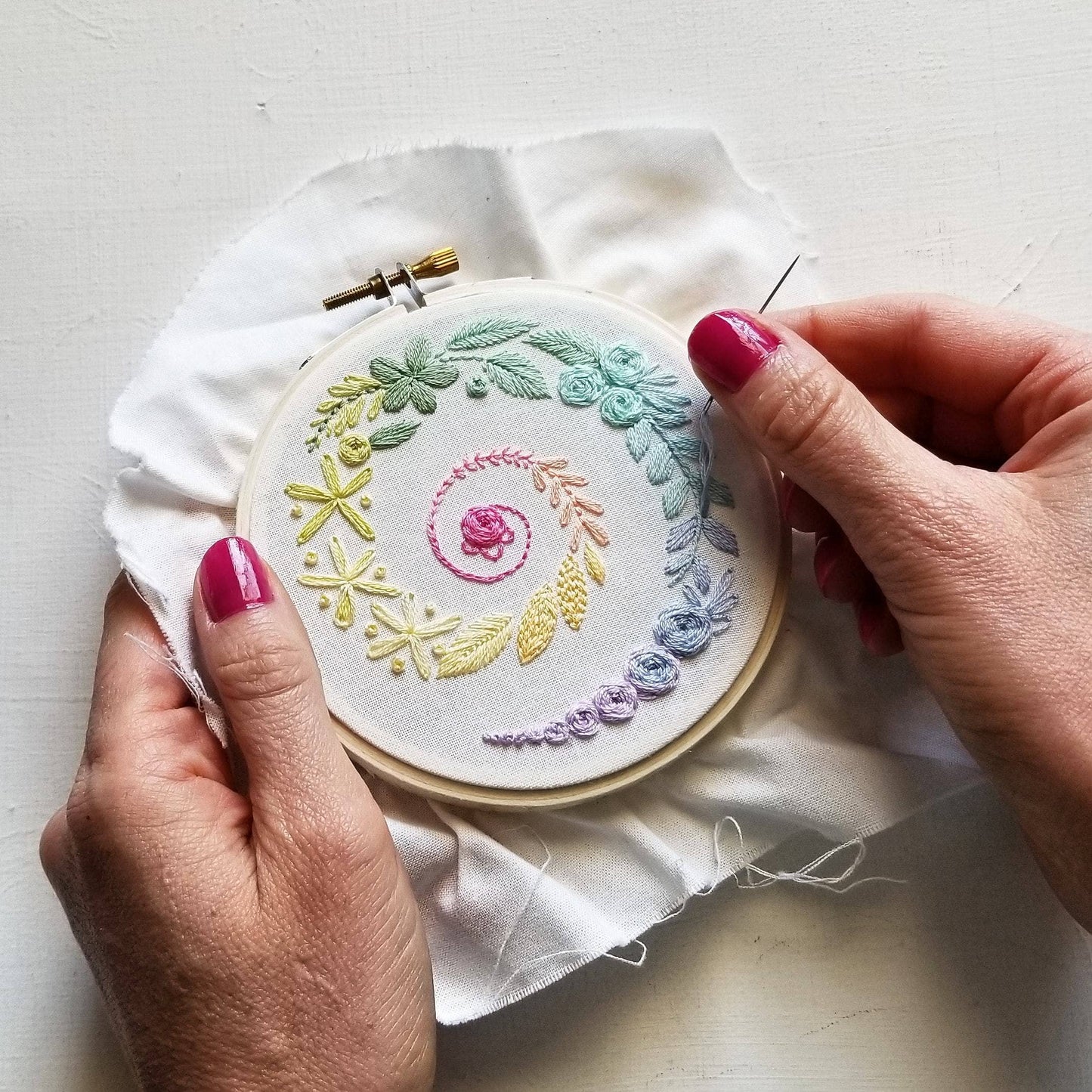 Jessica Long - Spiral Sampler Beginner Embroidery Kit