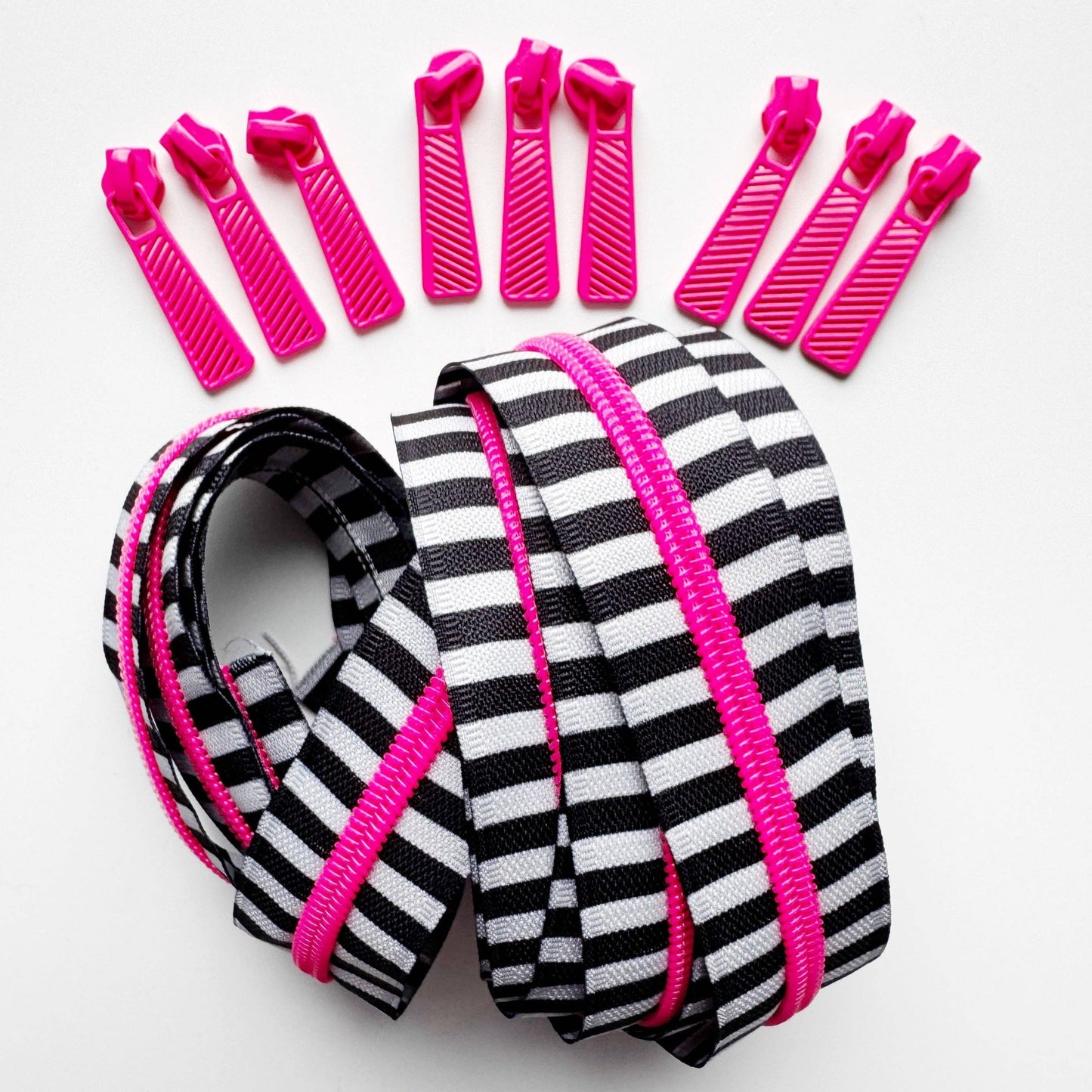 Sew Hungry Hippie Black White Stripe Zipper with Neon Pink Teeth - 3 Yards