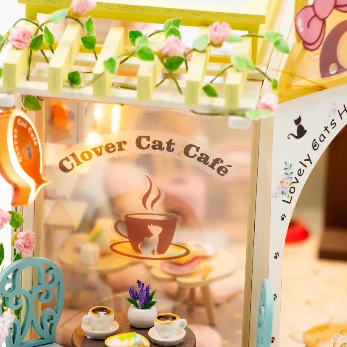 Hands Craft DIY Miniature House Kit: Clover Cat Café