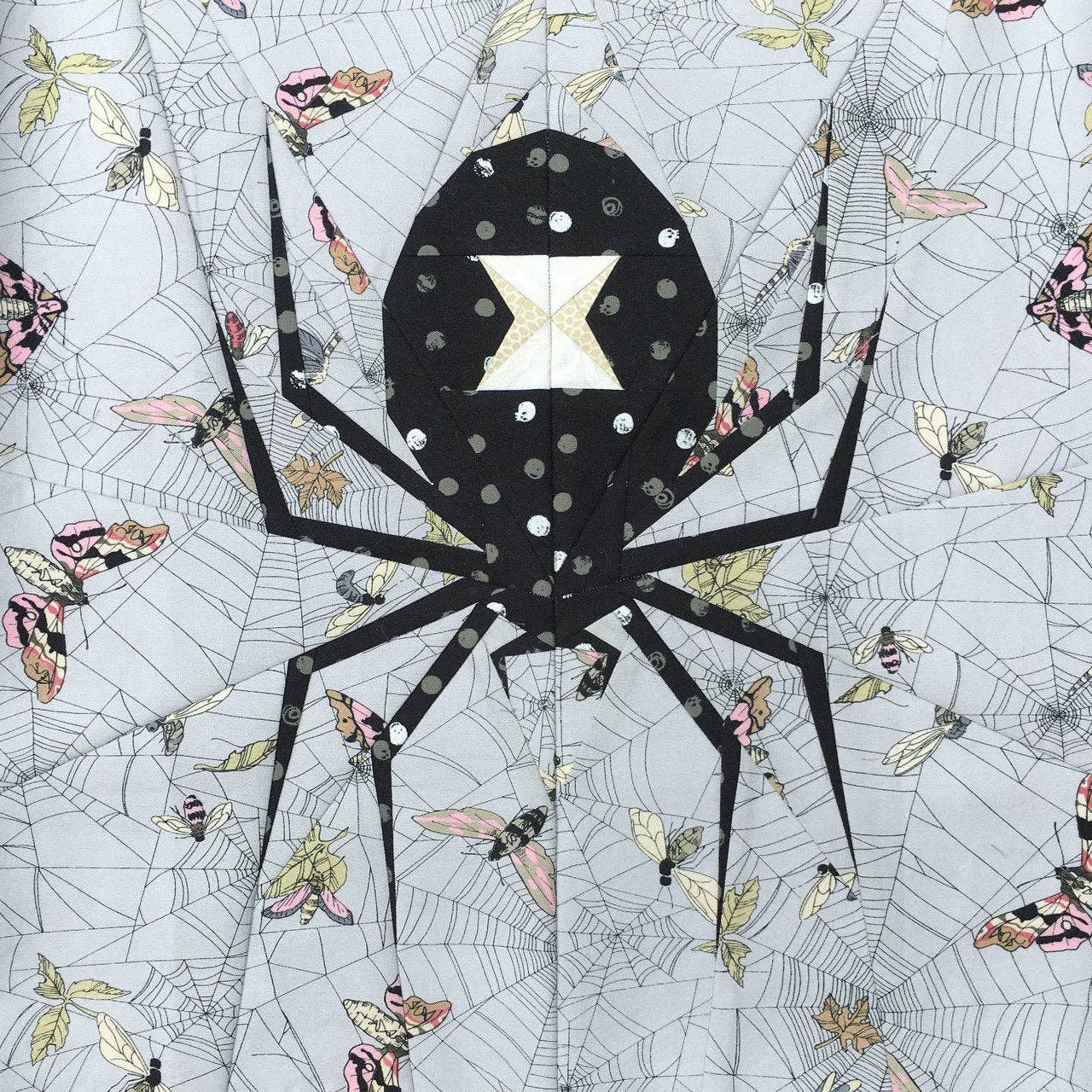 Spooky Spider Quilt Pattern By Flying Parrot