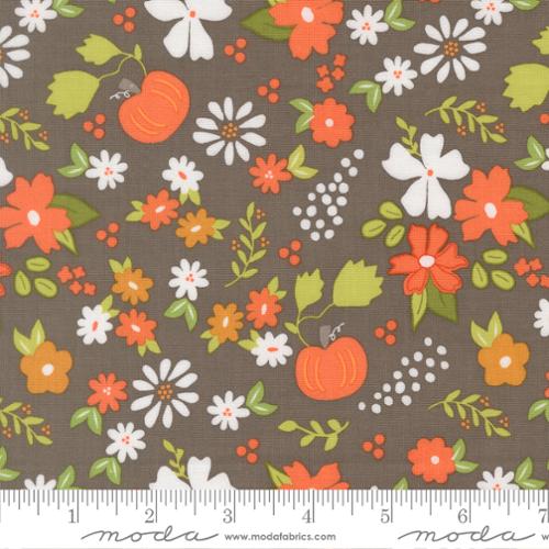 PREORDER - Moda - Sherri and Chelsi - Birch and Willow - Pumpkin Patch Florals - 37720 17 - Ships August 2026