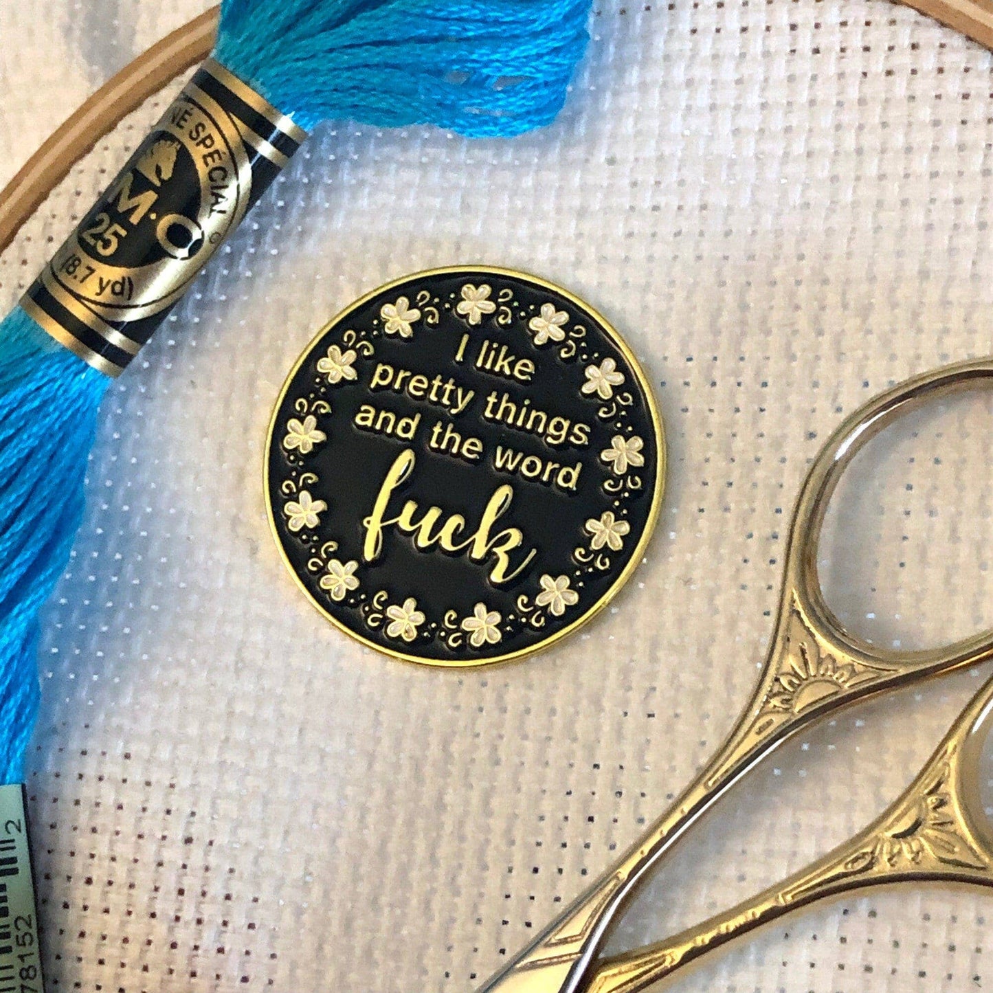 Snarky Crafter I Like Pretty Things and the Word F*ck Magnetic Enamel Needle Minder