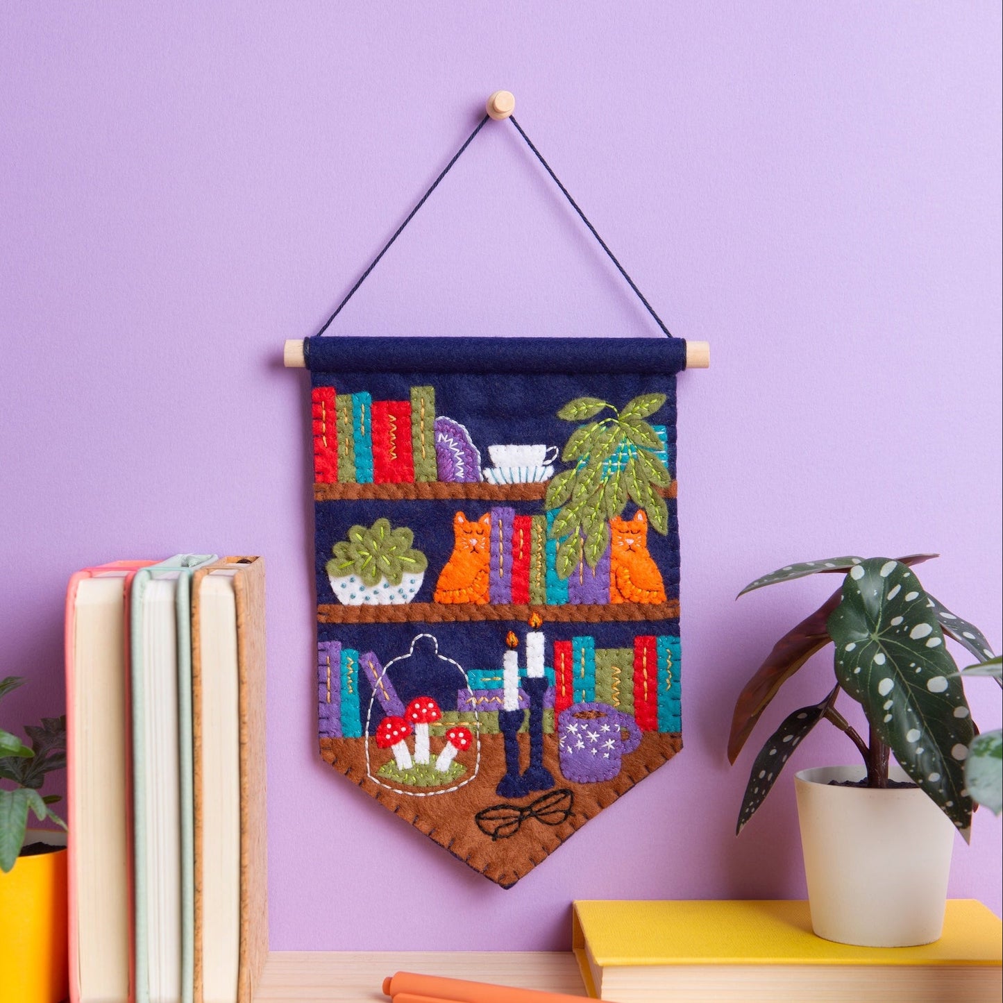 Hawthorn Handmade Book Lover Pennant Felt Craft Kit