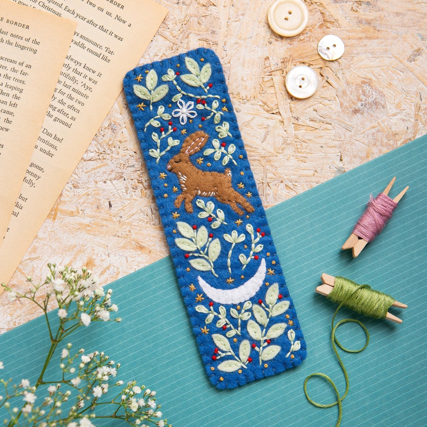 Hawthorn Handmade Hare Bookmark Felt Craft Kit