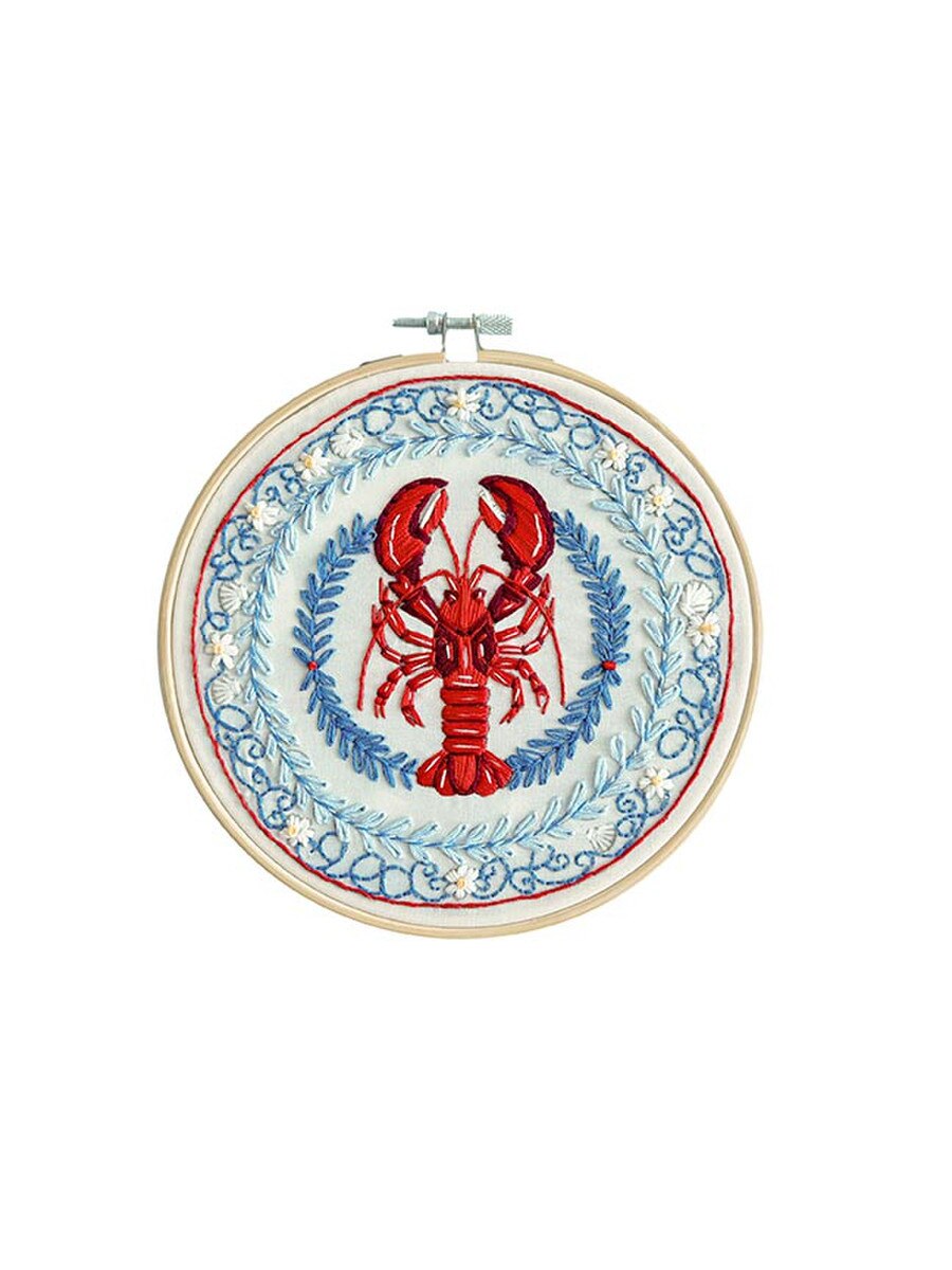 MakeBox & Co. Italian Lobster Plate Embroidery Kit