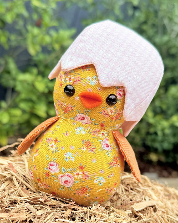 Chicky Babes Small Chick and Eggshell Toy Pattern By Melly and Me