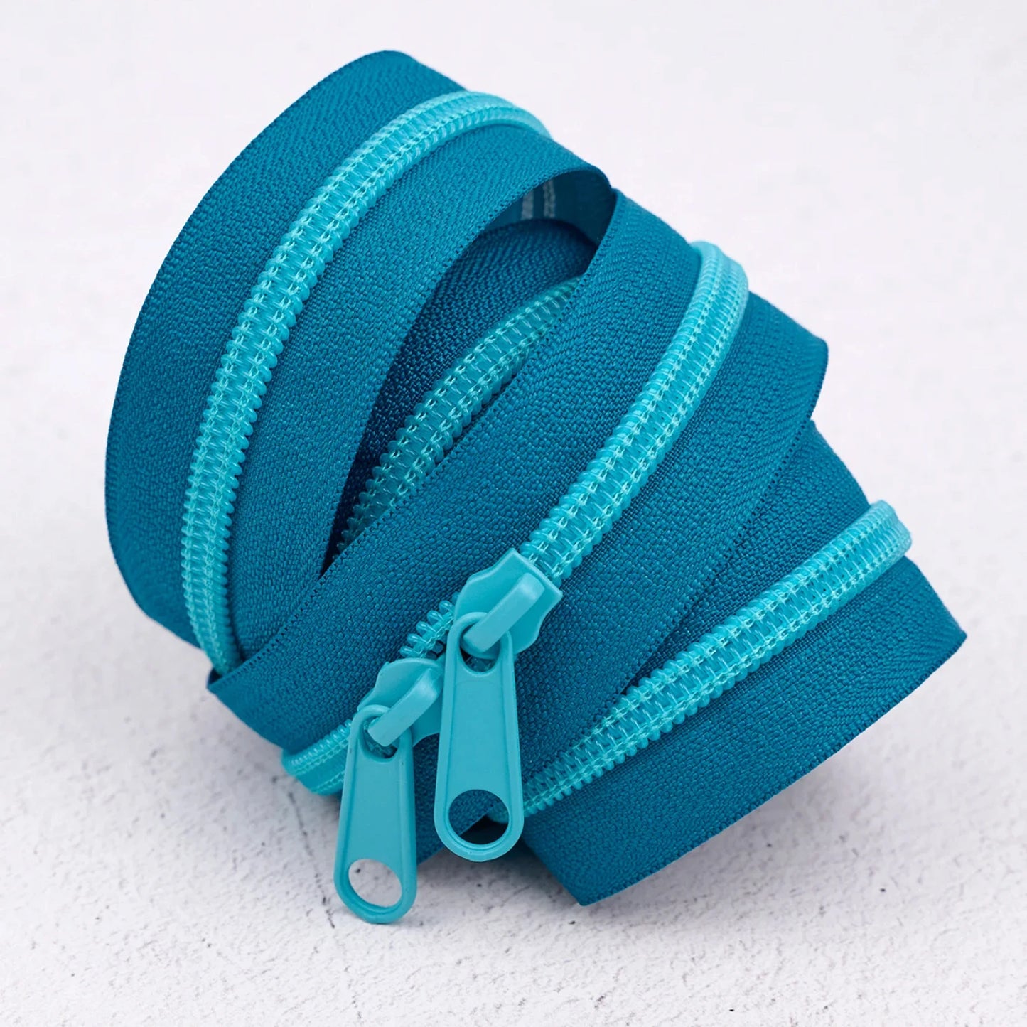 Renaissance Ribbons - 4 Yard Handbag Zipper - Aquamarine
