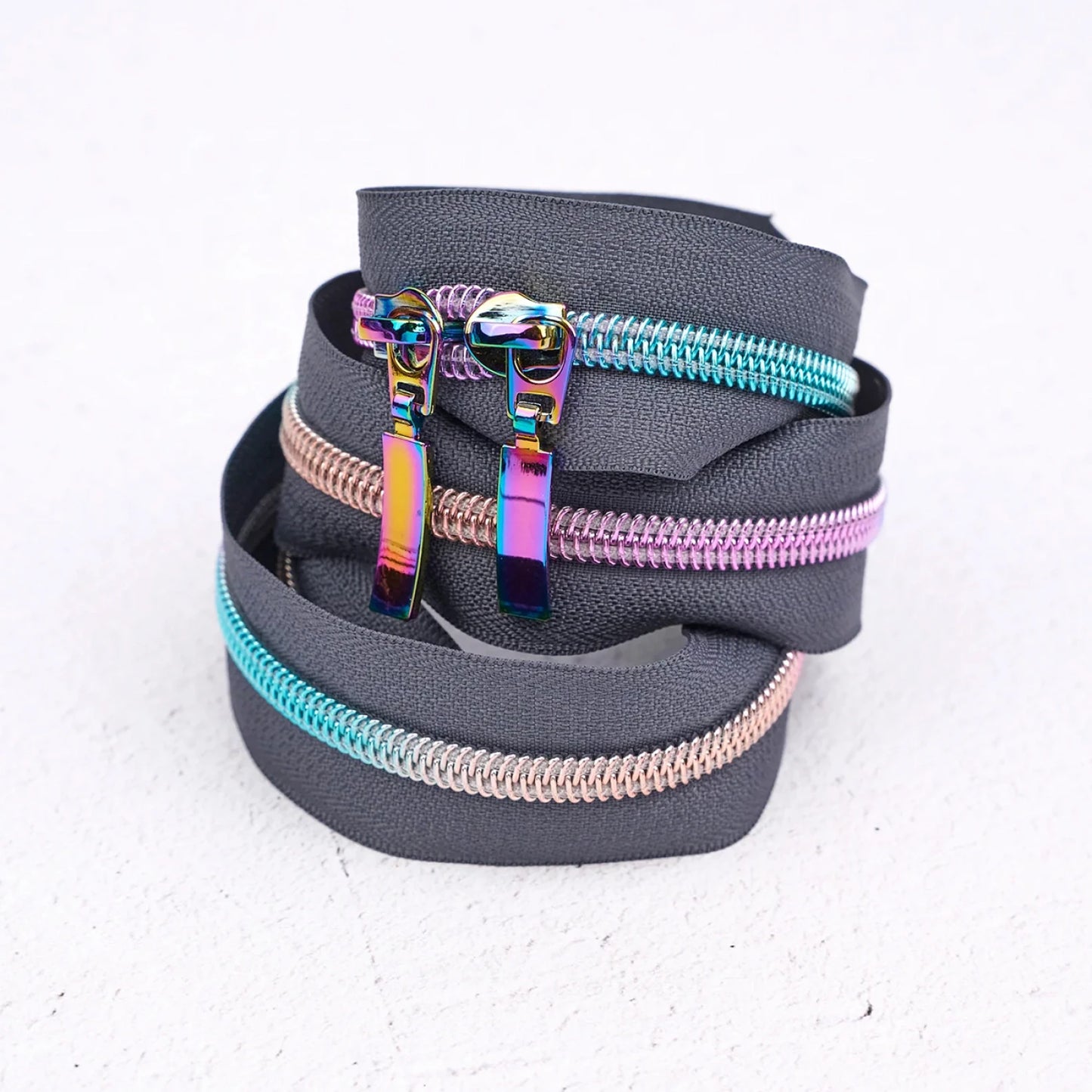 Renaissance Ribbons - 4 Yard Handbag Zipper - Aurora Storm