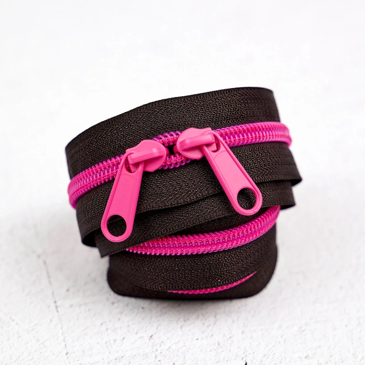Renaissance Ribbons - 4 Yard Handbag Zipper - Neon Rose