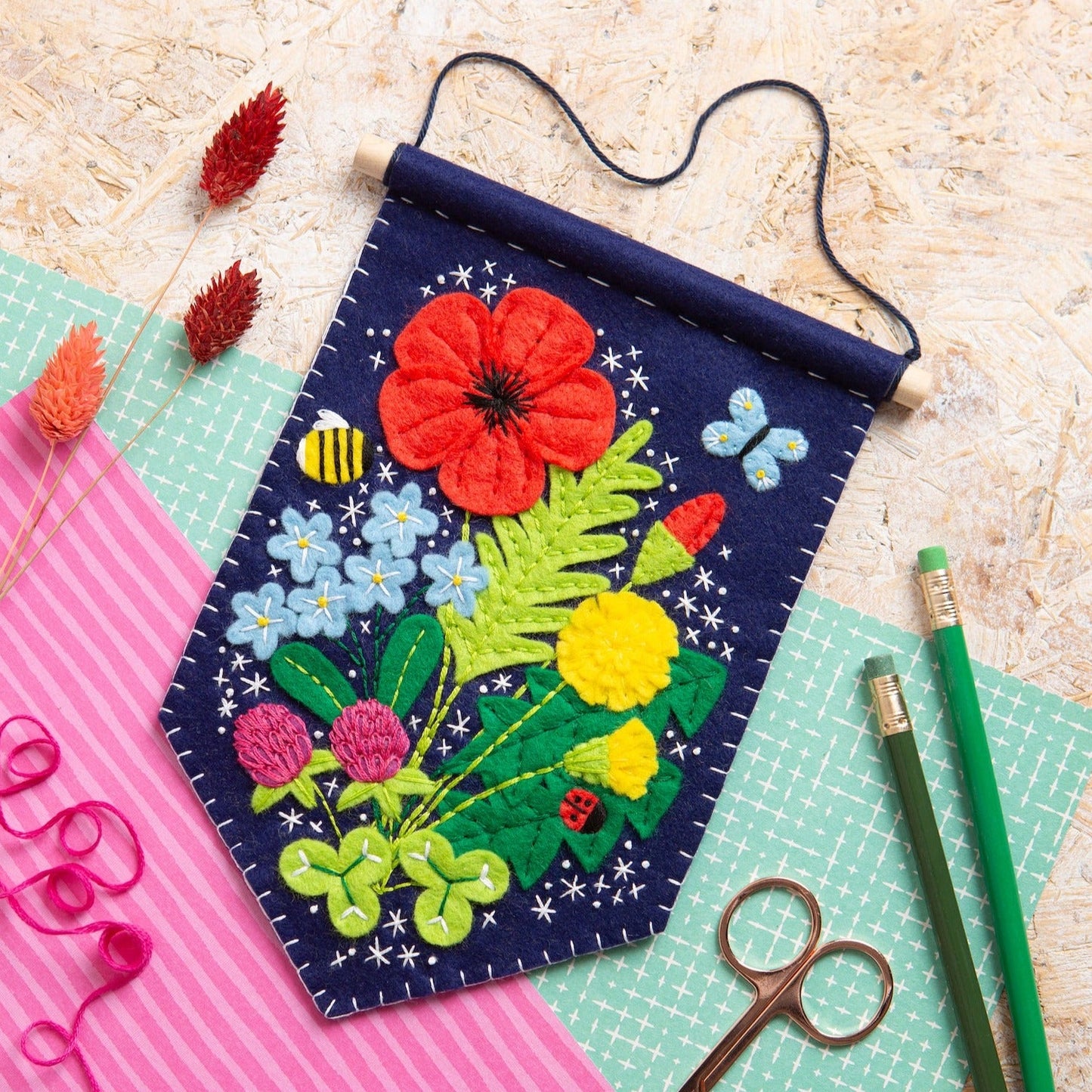 Hawthorn Handmade Wildflower Pennant Felt Craft Kit