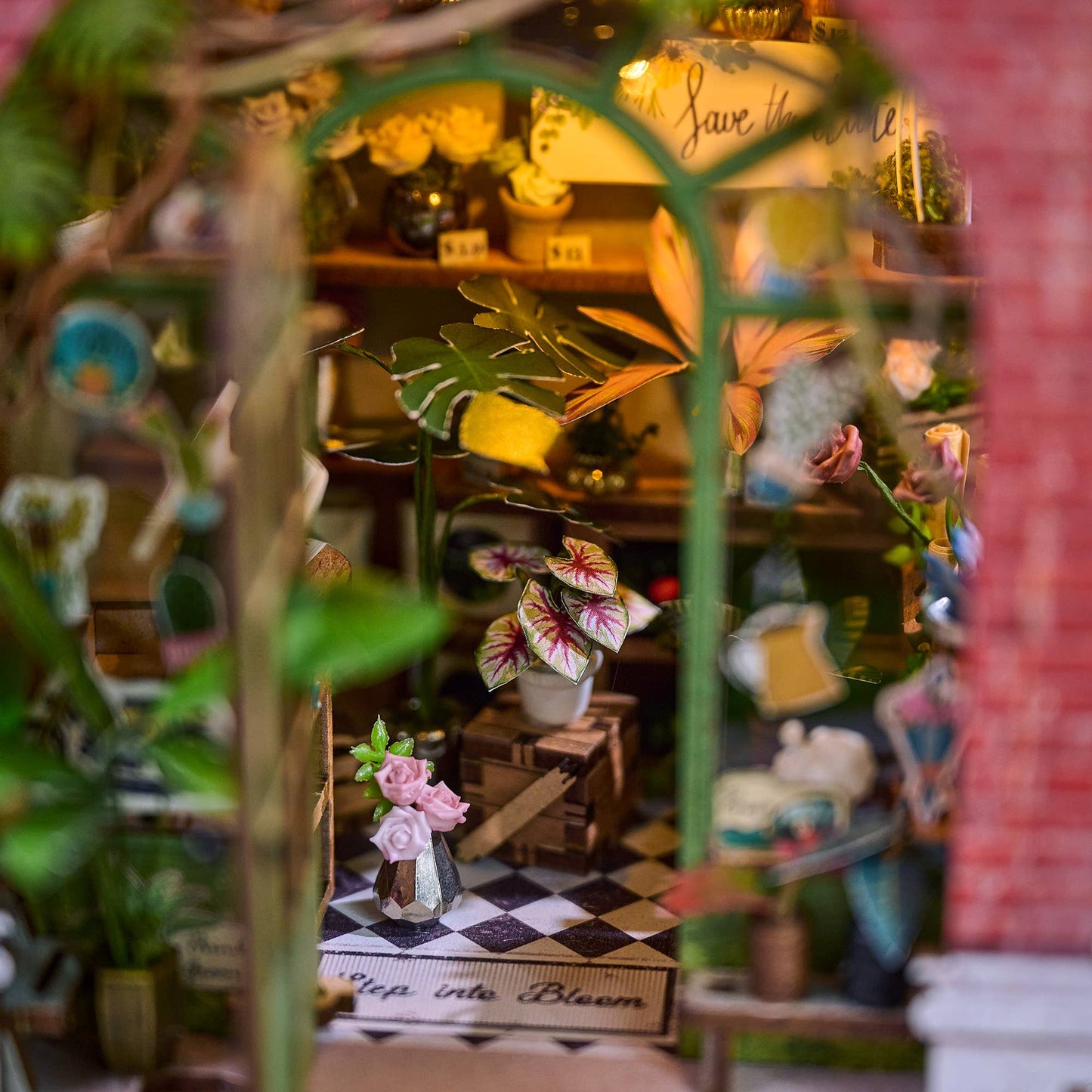 Hands Craft DIY Book Nook Kit: Flower Shop