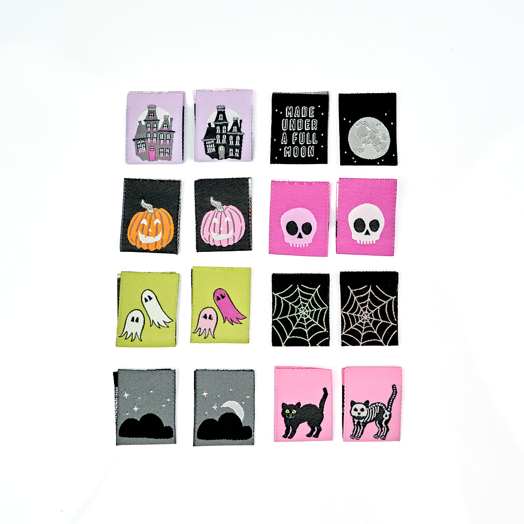 Renaissance Ribbons Spooky Night Woven Label Pack