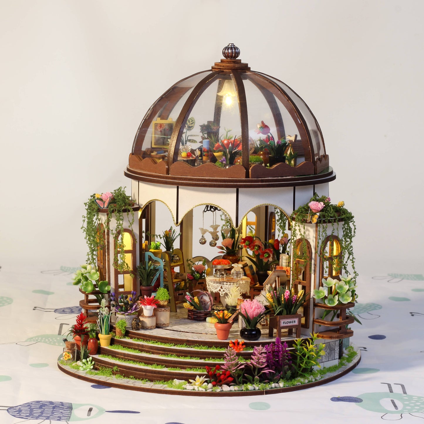 Hands Craft DIY Miniature House Kit: Greenhouse Oasis