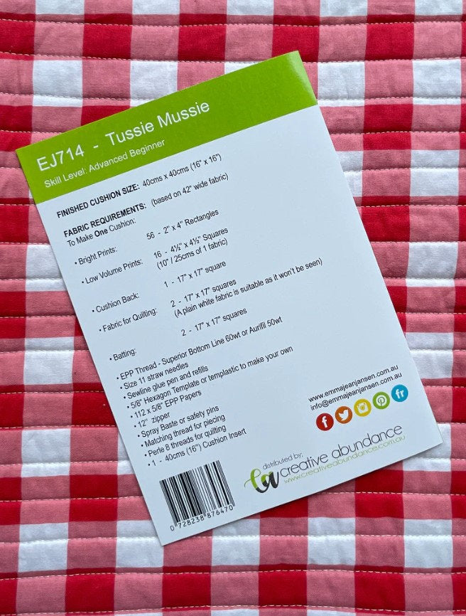 Tussie Mussie Quilt Pattern by Emma Jean Jansen - Includes EPP Papers & Acrylic Template