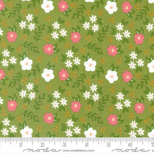 Regal Pines Quilt Kit - Sherri and Chelsea - Bountiful Blooms