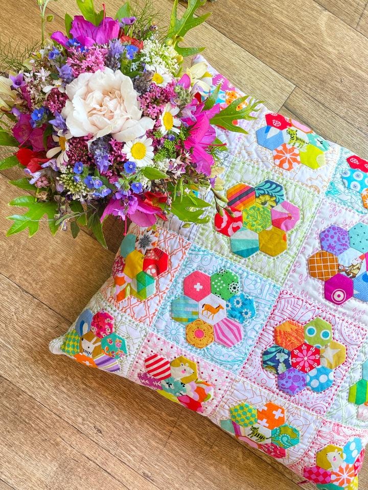 Tussie Mussie Quilt Pattern by Emma Jean Jansen - Includes EPP Papers & Acrylic Template
