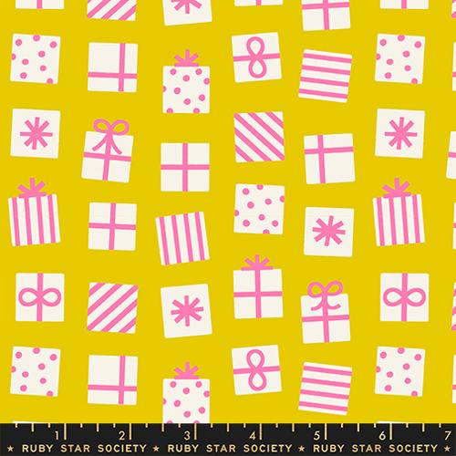 Preorder - Ruby Star Society - Merry Happy - Christmas Secret Santa Presents - RS3100 11 - Ships May 2026