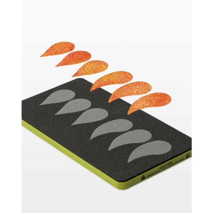 Accuquilt Go! Feathers Die - 55008